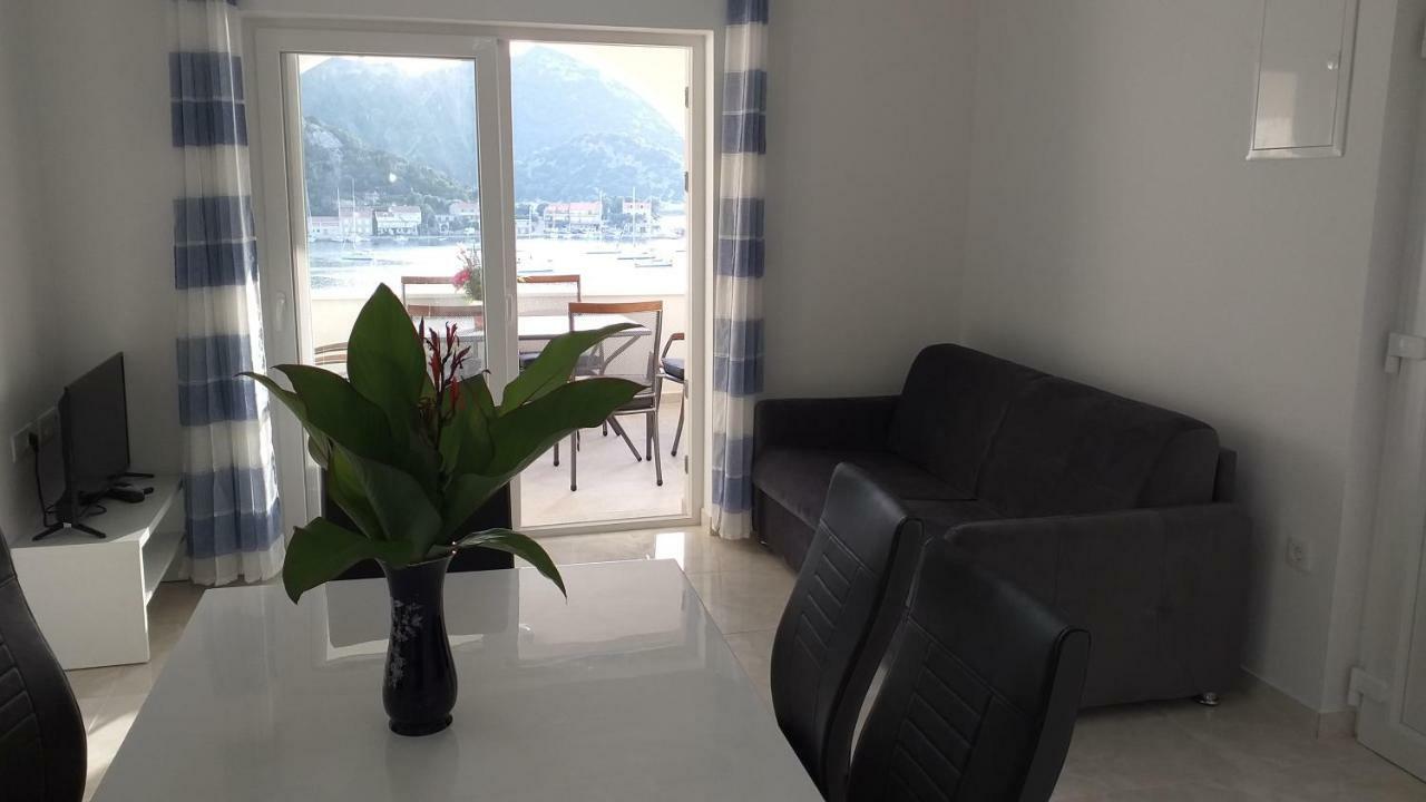 Apartment Zaklopatica Lastovo Exterior foto